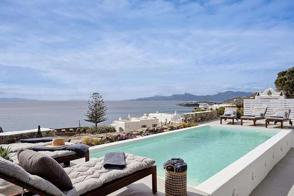 Tagoo Bay Apartment Exterior photo